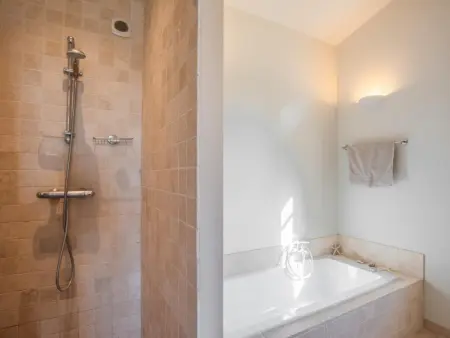 Villa Olivier, Villa de style avec climatisation - Photo 16