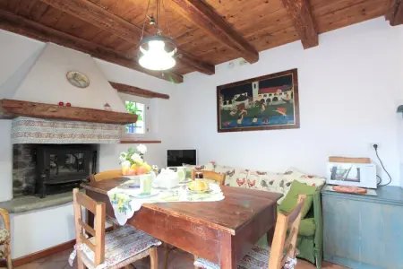 casetta delle rose, Maison de vacances pittoresque à Belluno avec jardin partagé - Photo 11