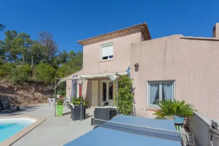 VILLA SARTOR, Villa à Vidauban avec Piscine et Terrasse BBQ - Photo 16