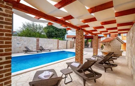 Maison 7 personnes à Pridraga - Photo 12