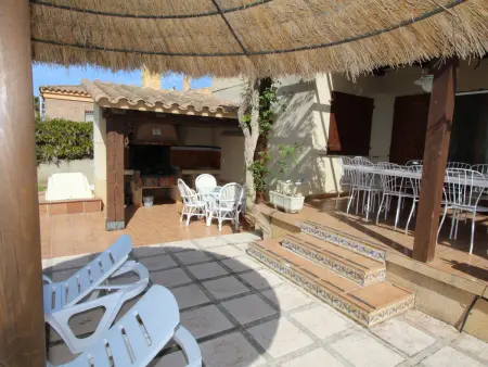 Maison avec piscine privée, près de la mer, climatisation optionnelle, Wi-Fi gratuit, animaux acceptés - Photo 5
