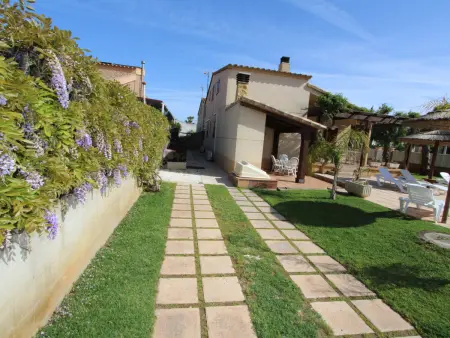 Maison avec piscine privée, près de la mer, climatisation optionnelle, Wi-Fi gratuit, animaux acceptés - Photo 9
