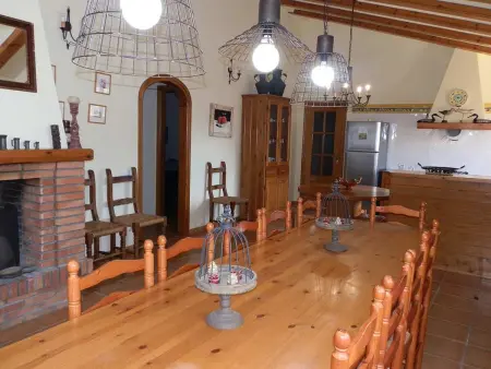 Maison avec piscine privée, près de la mer, climatisation optionnelle, Wi-Fi gratuit, animaux acceptés - Photo 11