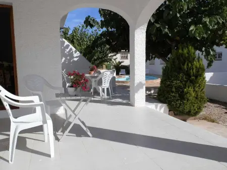 Maison proche mer avec piscine, climatisation, wifi gratuit, animaux bienvenus, plage pour chiens - Photo 8