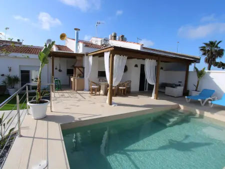 Maison au bord de la mer avec WiFi gratuit, près de la plage, climatisation en option - Photo 3