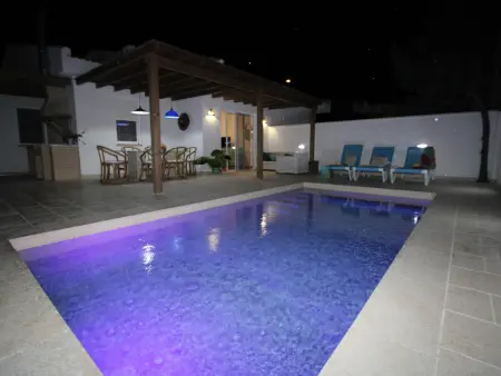 Maison au bord de la mer avec WiFi gratuit, près de la plage, climatisation en option - Photo 5