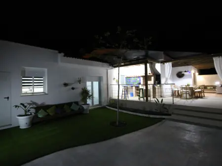 Maison au bord de la mer avec WiFi gratuit, près de la plage, climatisation en option - Photo 6