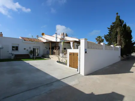 Maison au bord de la mer avec WiFi gratuit, près de la plage, climatisation en option - Photo 8