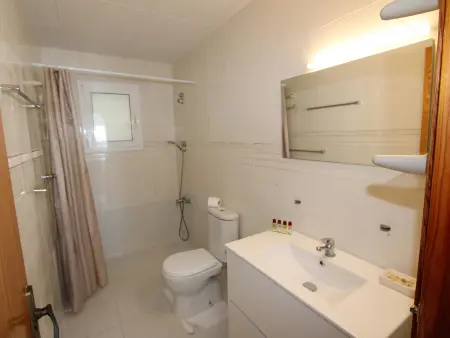 Maison près de la mer avec piscine privée, clim en option, Wi-Fi gratuit, animaux acceptés - Photo 27