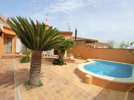 Villa au bord de mer avec piscine privée, climatisation en option, WiFi gratuit, animaux admis - Photo 2