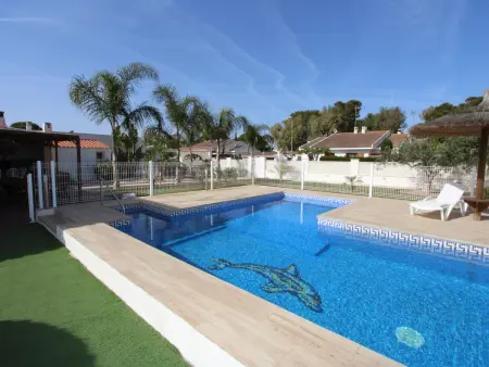 Maison près de la plage avec piscine privée, climatisation, Wi-Fi gratuit, animaux acceptés - Photo 1