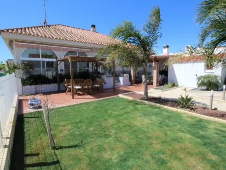 Maison près de la plage avec piscine privée, climatisation, Wi-Fi gratuit, animaux acceptés - Photo 13