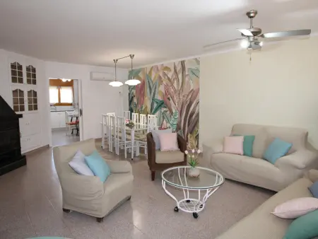 Maison près de la plage avec piscine privée, climatisation, Wi-Fi gratuit, animaux acceptés - Photo 35