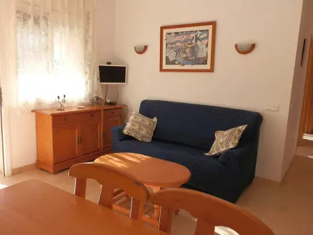 Maison avec piscine privée près de la mer, animaux acceptés, Wi-Fi gratuit, climatisation en option - Photo 14