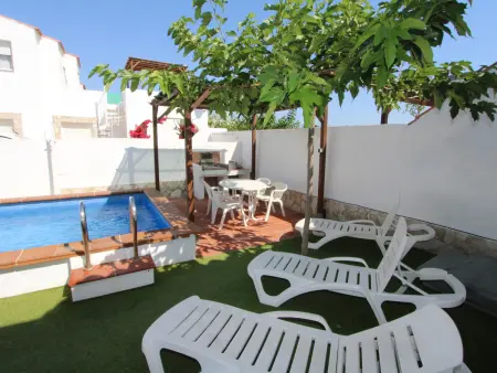 Maison de vacances près de la mer avec piscine privée, clim, wifi, animaux admis, plage pour chiens - Photo 1