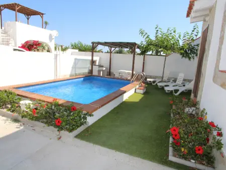 Maison de vacances près de la mer avec piscine privée, clim, wifi, animaux admis, plage pour chiens - Photo 2