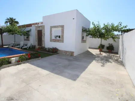 Maison de vacances près de la mer avec piscine privée, clim, wifi, animaux admis, plage pour chiens - Photo 5