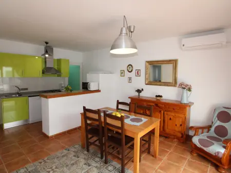 Maison de vacances près de la mer avec piscine privée, clim, wifi, animaux admis, plage pour chiens - Photo 9