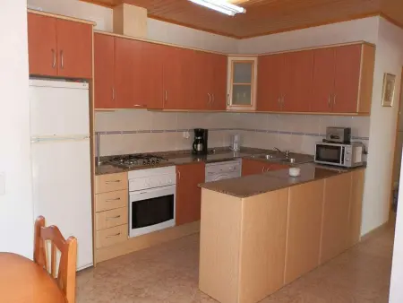 Maison proche de la mer avec piscine privée, clim en option, Wi-Fi gratuit, animaux acceptés, plage à chiens - Photo 11