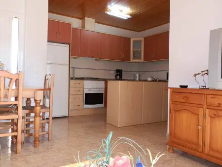 Maison proche de la mer avec piscine privée, clim en option, Wi-Fi gratuit, animaux acceptés, plage à chiens - Photo 12