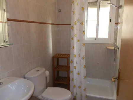 Maison proche de la mer avec piscine privée, clim en option, Wi-Fi gratuit, animaux acceptés, plage à chiens - Photo 18