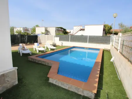 Maison proche mer avec piscine privée, clim en option, WiFi gratuit, animaux admis, plage pour chiens - Photo 4