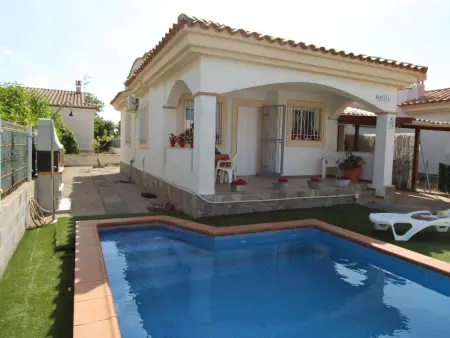 Maison proche mer avec piscine privée, clim en option, WiFi gratuit, animaux admis, plage pour chiens - Photo 12
