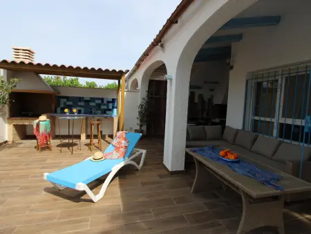 Maison près de la mer avec piscine privée, clim, wifi, animaux et plage pour chiens acceptés ! - Photo 5