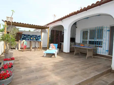Maison près de la mer avec piscine privée, clim, wifi, animaux et plage pour chiens acceptés ! - Photo 7