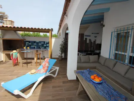 Maison près de la mer avec piscine privée, clim, wifi, animaux et plage pour chiens acceptés ! - Photo 20