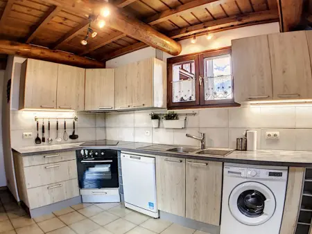 Chalet spacieux tout confort avec billard, proche remontées - Photo 3
