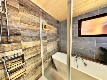 Chalet spacieux tout confort avec billard, proche remontées - Photo 6