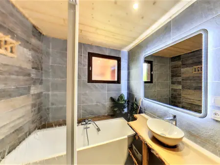 Chalet spacieux tout confort avec billard, proche remontées - Photo 7