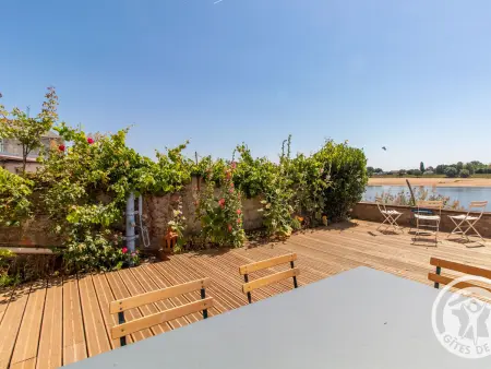 Maison Authentique sur 3 Niveaux avec Terrasse et Vue Loire - Photo 2