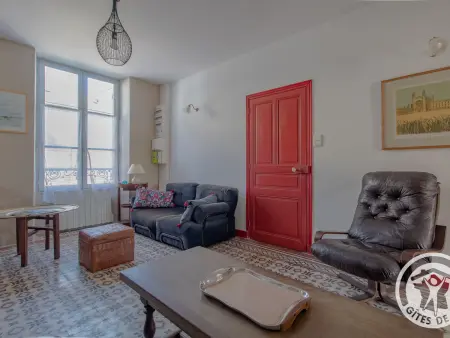 Maison Authentique sur 3 Niveaux avec Terrasse et Vue Loire - Photo 8
