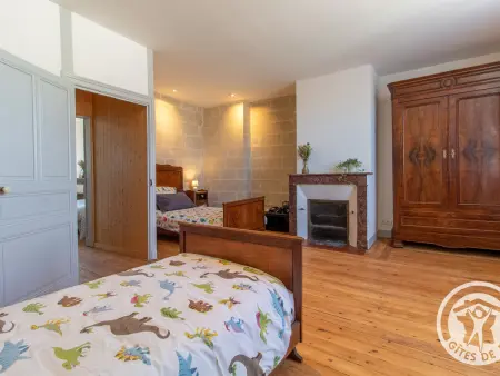 Maison Authentique sur 3 Niveaux avec Terrasse et Vue Loire - Photo 14