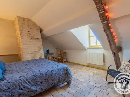 Maison Authentique sur 3 Niveaux avec Terrasse et Vue Loire - Photo 17