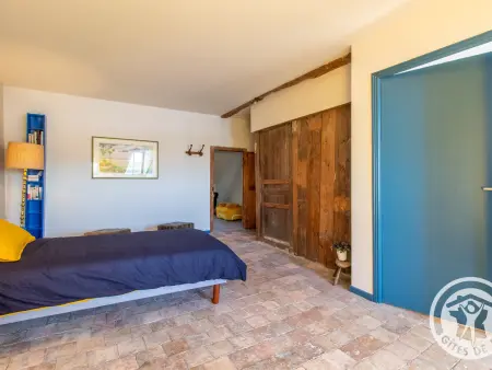 Maison Authentique sur 3 Niveaux avec Terrasse et Vue Loire - Photo 18