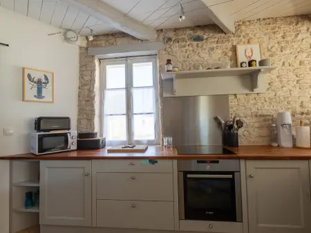 Maison de Charme Rétaise avec Cour, Proche Plages et Centre, 3 Chambres - Photo 5
