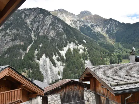 Charmante Maison de Village Rénovée - Près de Pralognan-La-Vanoise, 10 Pers, 3 Niveaux, Balcon Sud - Photo 14