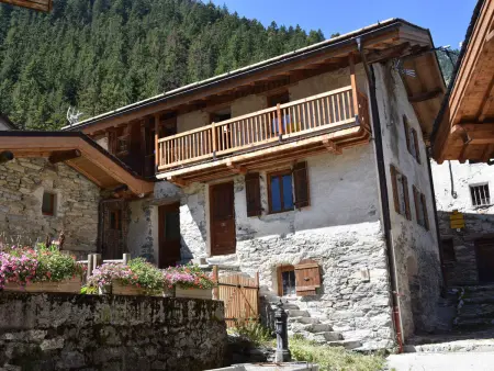 Charmante Maison de Village Rénovée - Près de Pralognan-La-Vanoise, 10 Pers, 3 Niveaux, Balcon Sud - Photo 16