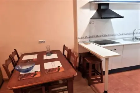 Natura World Duplex con patio privado 1d y 1b, Duplex dans le quartier Urb Naturista près de la plage - Photo 18