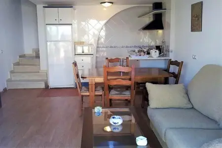 Natura World Duplex con patio privado 1d y 1b, Duplex dans le quartier Urb Naturista près de la plage - Photo 20