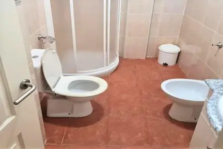 Natura World Duplex con patio privado 1d y 1b, Duplex dans le quartier Urb Naturista près de la plage - Photo 30
