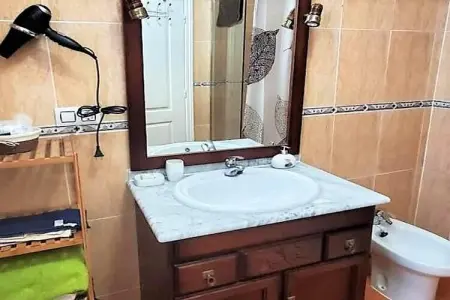 Natura World Duplex con patio privado 1d y 2b, Duplex dans le quartier Urb Naturista près de la plage et de la piscine - Photo 25