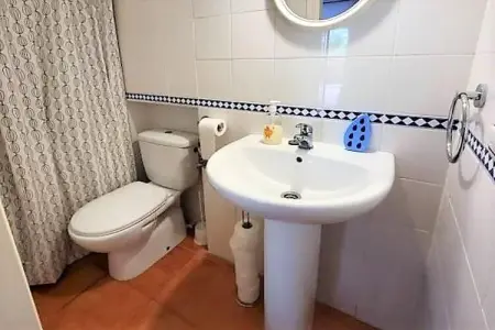 Natura World Duplex con patio privado 1d y 2b, Duplex dans le quartier Urb Naturista près de la plage et de la piscine - Photo 28