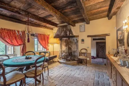 Casa Marchi, Maison à Vergato avec Cabane & Barbecue - Photo 2