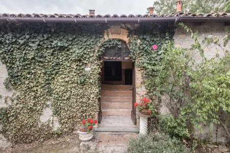 Casa Marchi, Maison à Vergato avec Cabane & Barbecue - Photo 8
