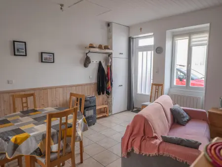 Maison Centre-Ville aux Sables-d’Olonne, Proche Gare et Plage, Idéale pour 4 Personnes - Photo 5
