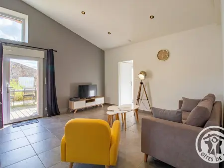 Gîte Moderne et Confortable Proche Cholet, Nantes et Puy du Fou, avec Terrasse et Près d'un Étang - Photo 12